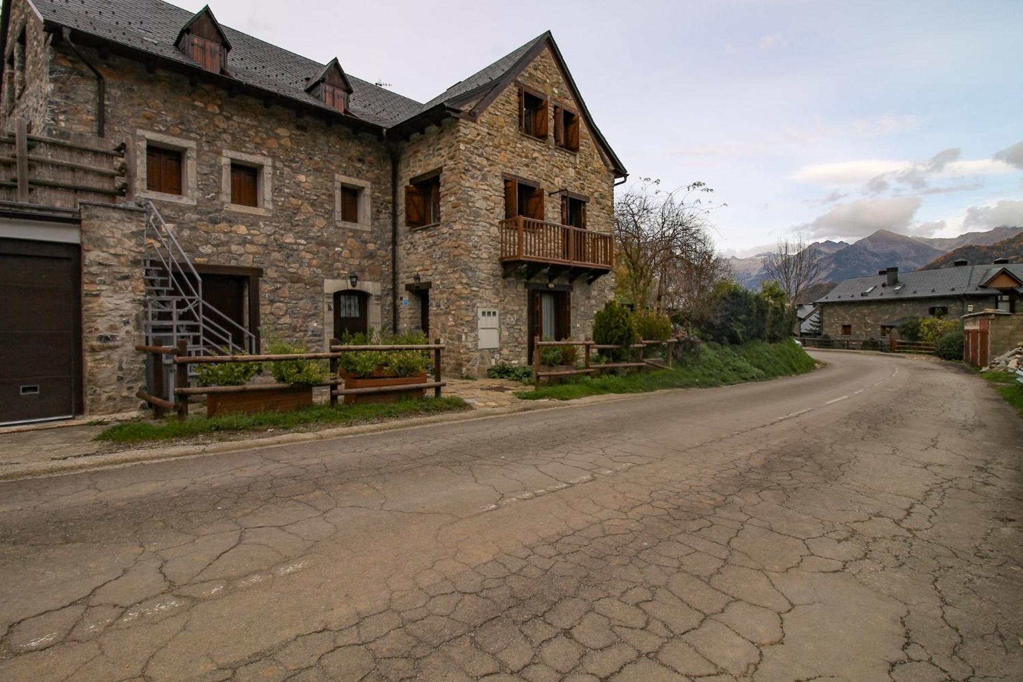 Cuniacha Piedrafita de Jaca Exterior foto